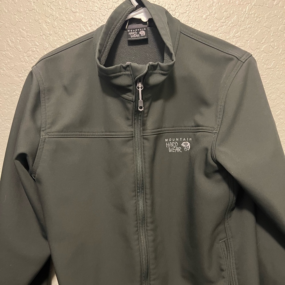 Mountain Hardware jacket in great condition from smoke free home.